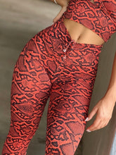 Red Smooth Snake Pockets Leggings