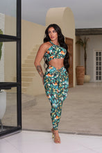 Adjustable Green Tropical Set