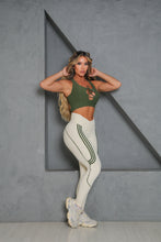 Ivory & Militar Green Moda Wallpaper Set