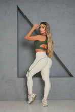 Ivory & Militar Green Moda Wallpaper Set