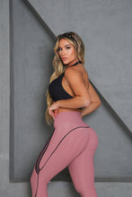 Old Rose & Black Moda Wallpaper Set (Sisi)