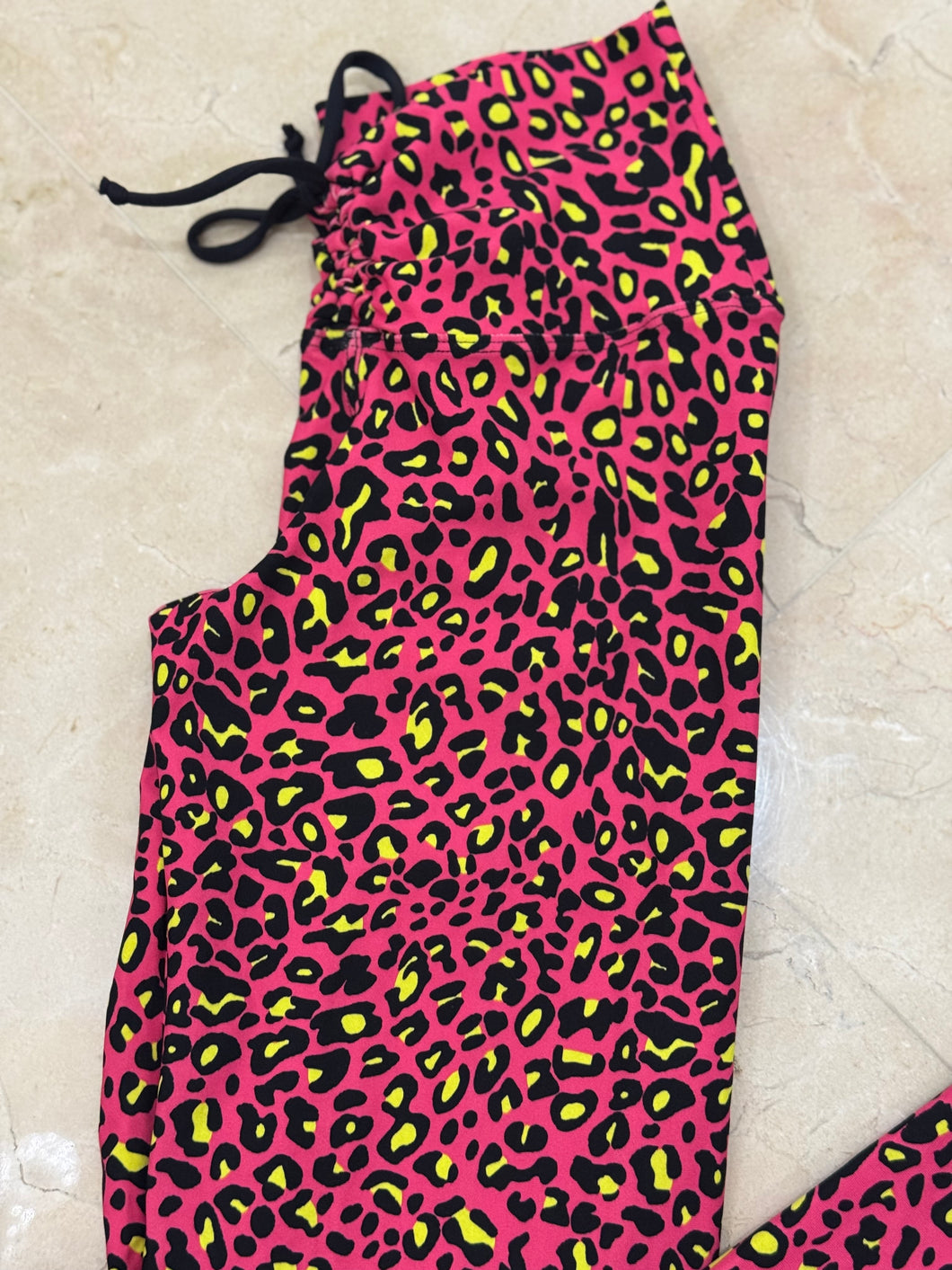 Pink Bella Pockets Leopard Leggings