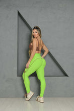 Green Sisi Moda Wallpaper Set (Brown Top)