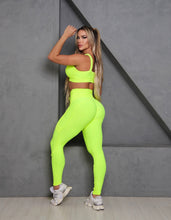 Glam Epic Wallpaper Set (Neon Yellow)