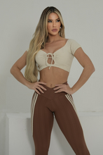 Brown Crop Moda Wallpaper Set (Beige Top)