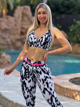 Hash Black & White Leopard Set
