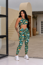 Adjustable Green Tropical Set