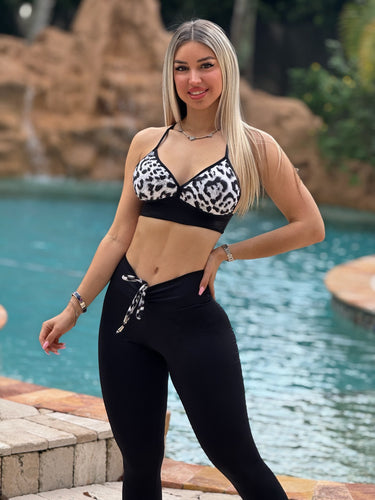 Adjustable White Leopard Mila Set
