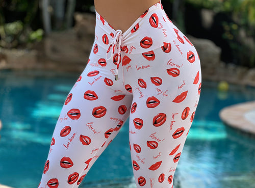 Adjustable Love Me Lips Leggings