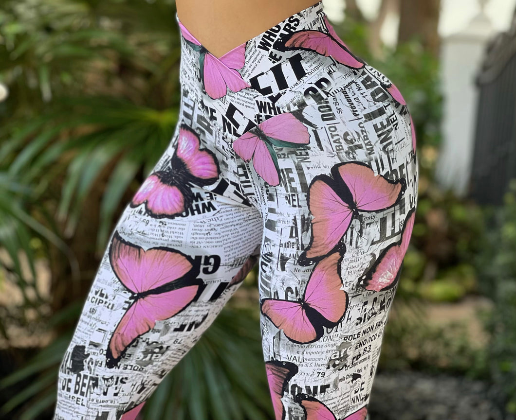 Newspaper Butterfly Leggings (Pink)
