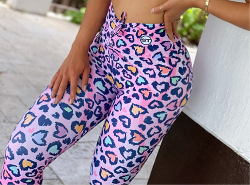 Lilac Cute Hearts Leggings